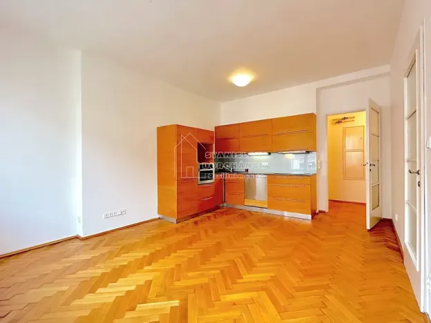 Pronájem bytu 2+kk, Praha - Holešovice, Dobrovského, 44 m2