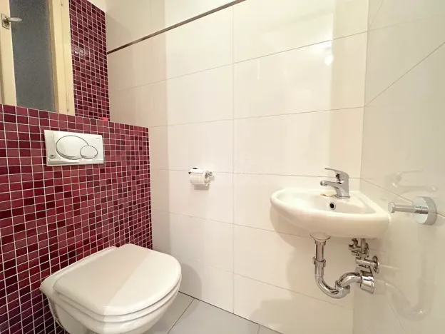 Pronájem bytu 2+kk, Praha - Holešovice, Dobrovského, 44 m2
