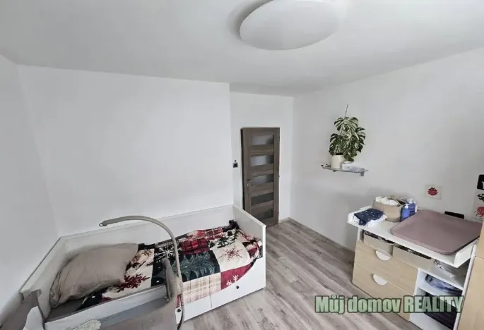 Pronájem bytu 3+1, Praha - Bohnice, Kusého, 68 m2