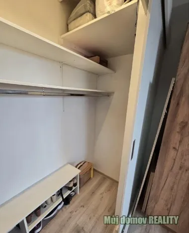 Pronájem bytu 3+1, Praha - Bohnice, Kusého, 68 m2