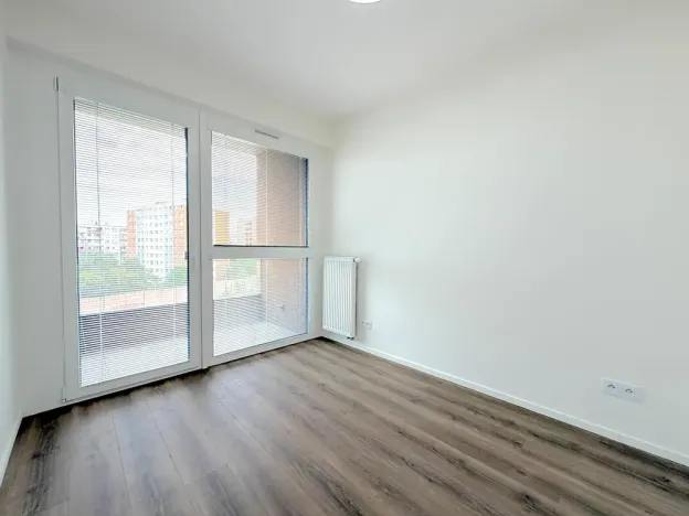 Prodej bytu 2+kk, Praha - Černý Most, Arnošta Valenty, 35 m2