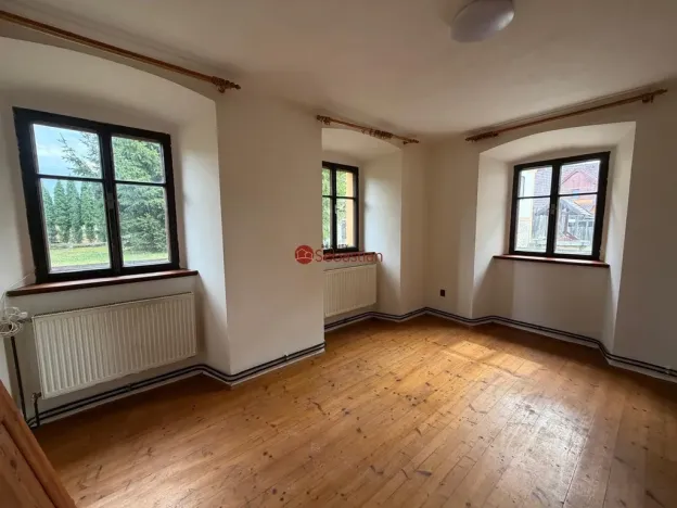 Pronájem bytu 1+kk, Jestřebí, 23 m2
