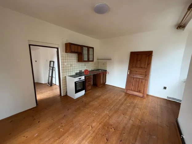 Pronájem bytu 1+kk, Jestřebí, 23 m2