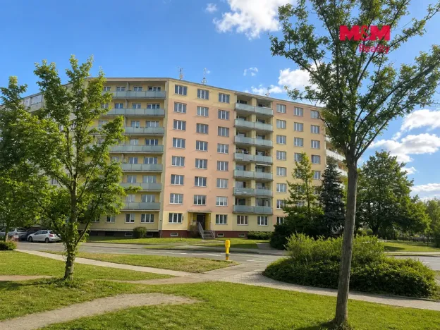 Prodej bytu 1+1, Karlovy Vary - Stará Role, Okružní, 36 m2