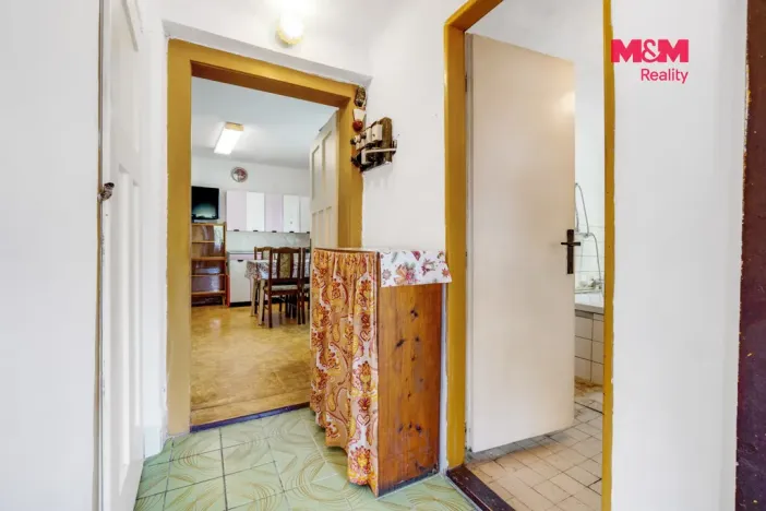 Prodej rodinného domu, Králův Dvůr - Počaply, U Vrby, 42 m2