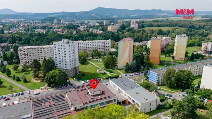 Prodej obchodního prostoru, Česká Lípa, Okružní, 1600 m2