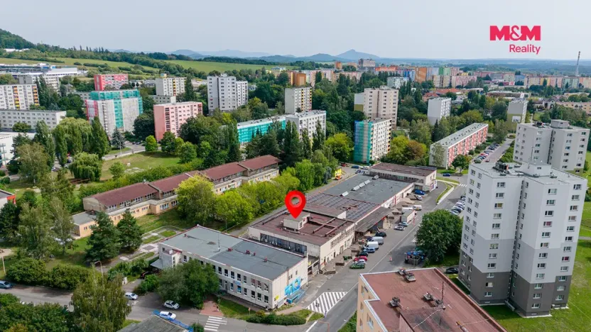 Prodej obchodního prostoru, Česká Lípa, Okružní, 1600 m2