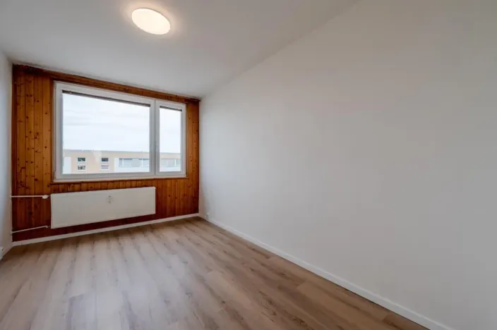 Pronájem bytu 3+1, Praha - Kobylisy, Chotovická, 83 m2