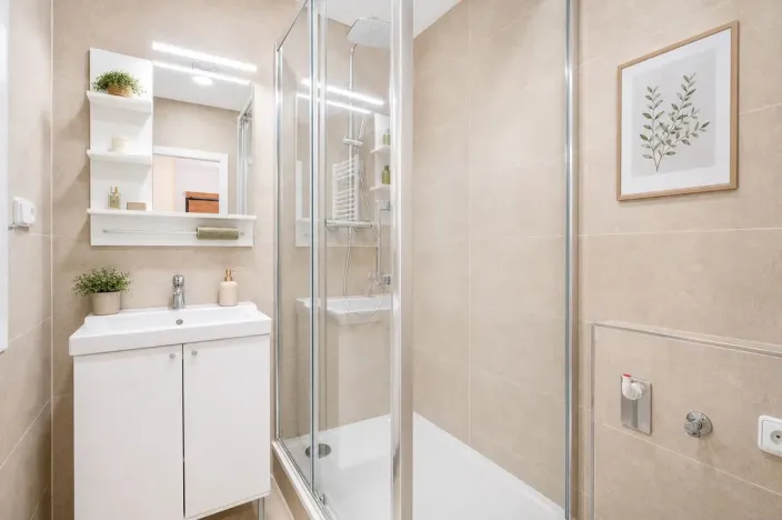 Pronájem bytu 3+1, Praha - Kobylisy, Chotovická, 83 m2
