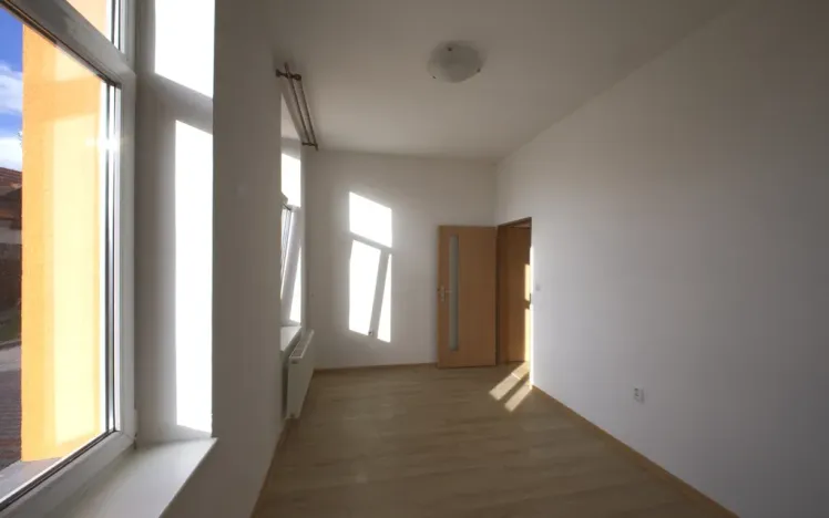 Pronájem bytu 2+1, Líně, Plzeňská, 44 m2