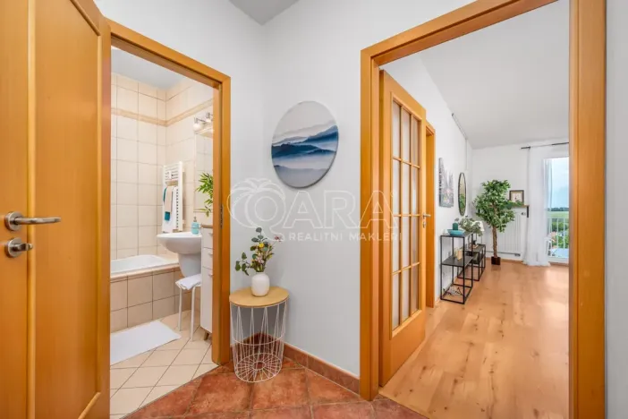 Prodej bytu 2+kk, Praha - Dolní Chabry, Spořická, 59 m2