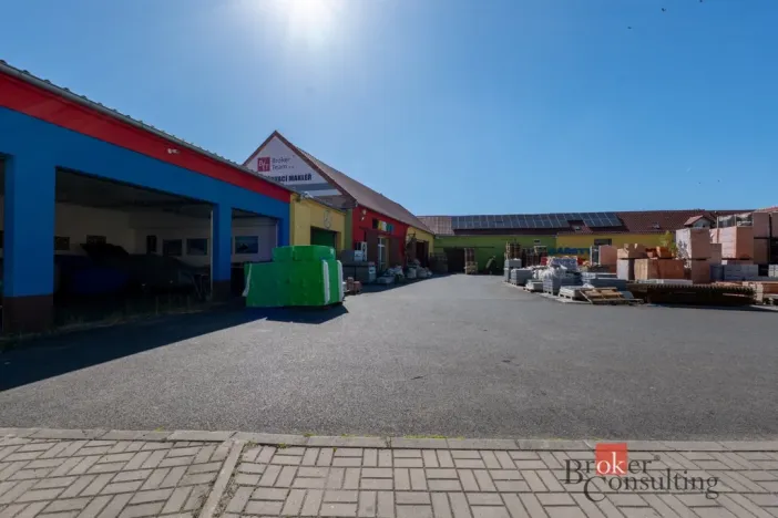 Prodej obchodního prostoru, Nýřany, Staročeské nám., 3458 m2