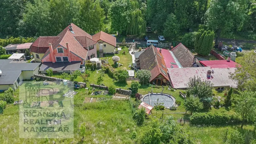 Prodej zemědělské usedlosti, Červené Pečky, Dobešovice, 425 m2