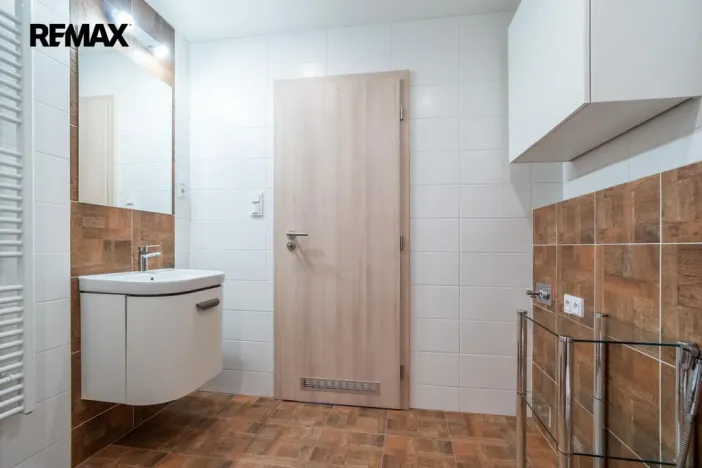 Pronájem bytu 2+kk, Praha, U starého mlýna, 53 m2