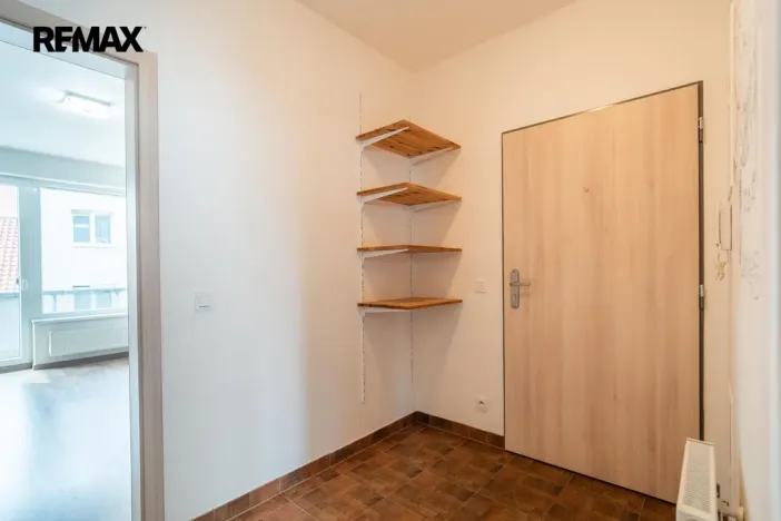 Pronájem bytu 2+kk, Praha, U starého mlýna, 53 m2