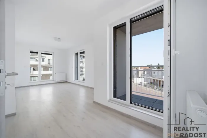 Pronájem bytu 2+kk, Pardubice, U Sportovní školy, 52 m2