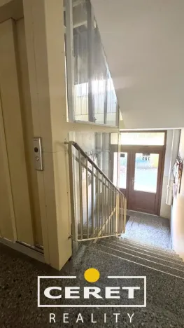 Pronájem bytu 2+1, Podbořany, Sídliště Míru, 67 m2