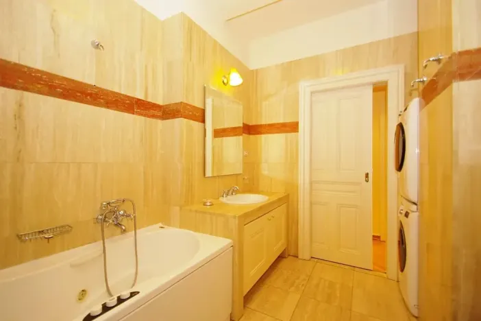 Pronájem bytu 2+kk, Praha - Malá Strana, Újezd, 73 m2