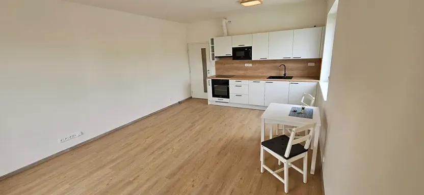 Pronájem bytu 1+kk, Kolín, Pražská, 46 m2