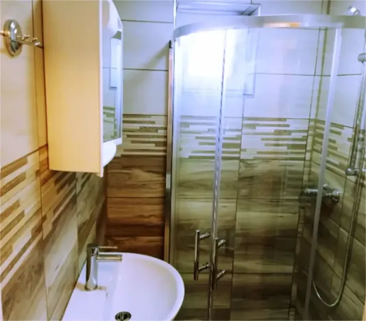 Pronájem bytu 1+1, Praha - Horní Počernice, Khodlova, 40 m2