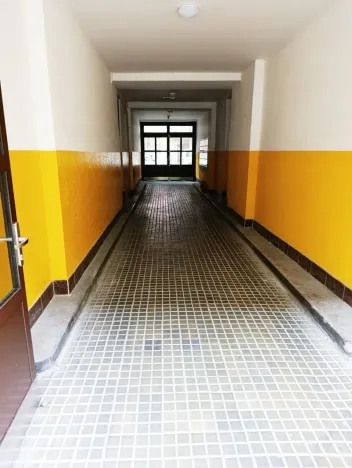 Prodej bytu 2+kk, Praha - Žižkov, Žerotínova, 33 m2