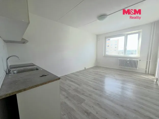Pronájem bytu 1+kk, Sokolov, Jiřího z Poděbrad, 20 m2