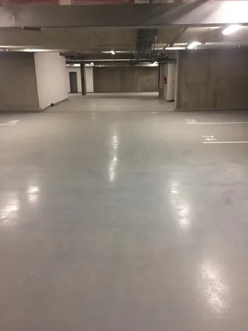 Pronájem garážového stání, Praha - Dolní Počernice, Černodolská, 14 m2