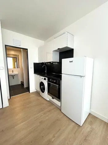 Pronájem bytu 1+kk, Praha - Vysočany, U vinných sklepů, 18 m2