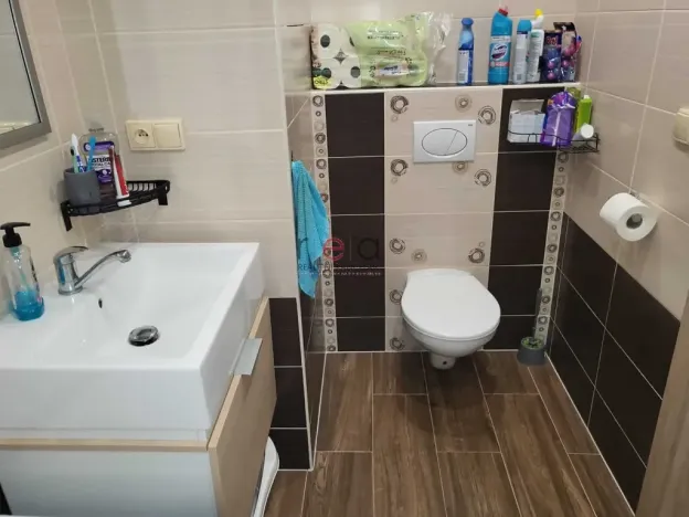 Pronájem bytu 3+1, Nový Bor, nám. Míru, 70 m2