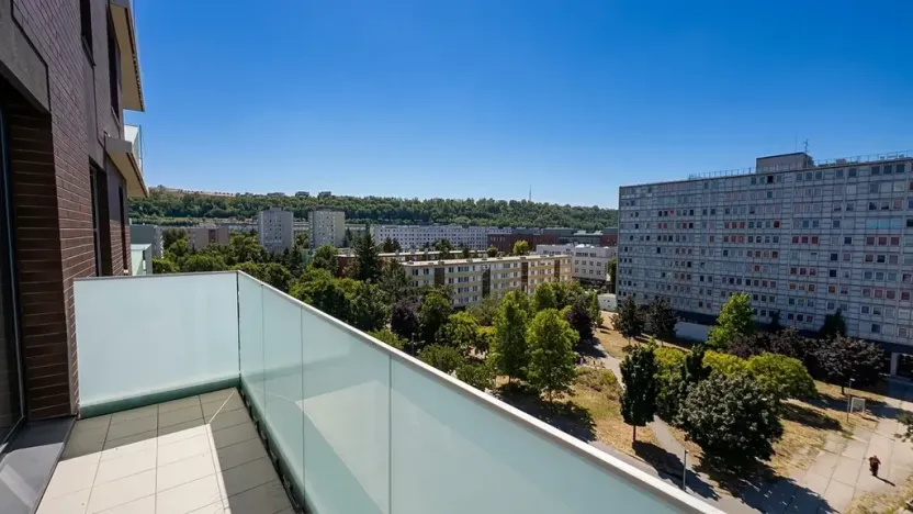 Pronájem bytu 2+kk, Praha - Karlín, Nekvasilova, 67 m2