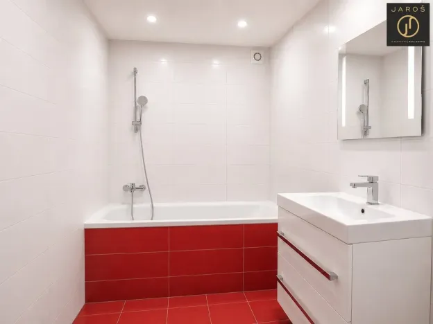 Pronájem bytu 2+1, Praha - Vršovice, Tádžická, 60 m2