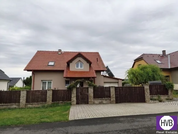 Prodej rodinného domu, Slavětín, Perucká, 135 m2
