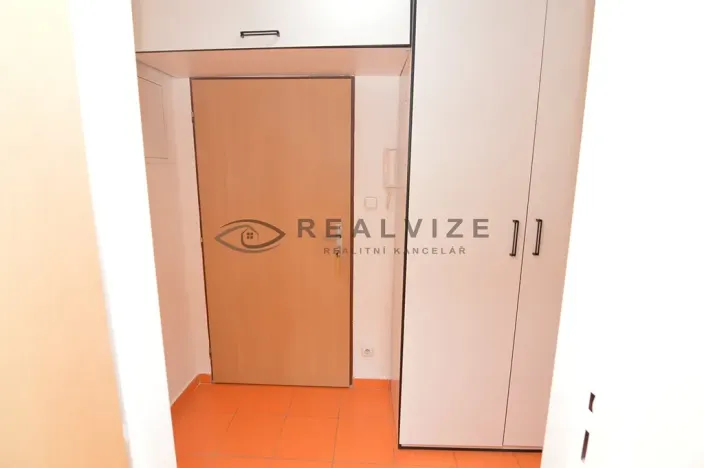 Pronájem bytu 2+kk, České Budějovice, Ledenická, 36 m2