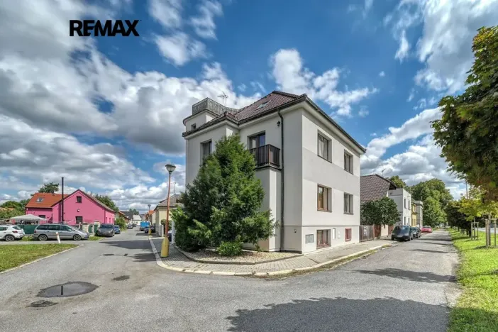 Pronájem bytu 1+1, Poděbrady, Minidova, 47 m2
