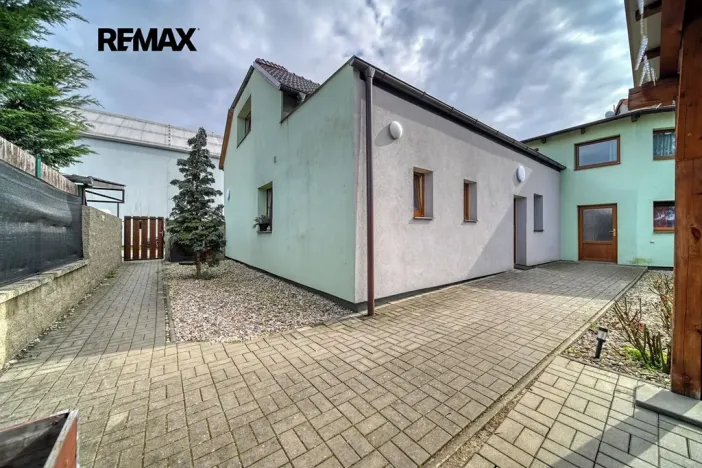 Pronájem bytu 1+kk, Poděbrady, Za Mlékárnou, 53 m2