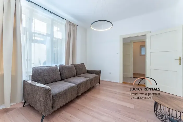 Pronájem bytu 2+1, Praha - Staré Město, Havelská, 65 m2