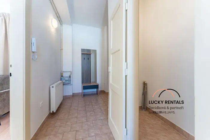 Pronájem bytu 2+1, Praha - Staré Město, Havelská, 65 m2