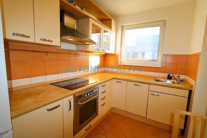 Pronájem bytu 2+kk, Praha - Prosek, Litoměřická, 50 m2