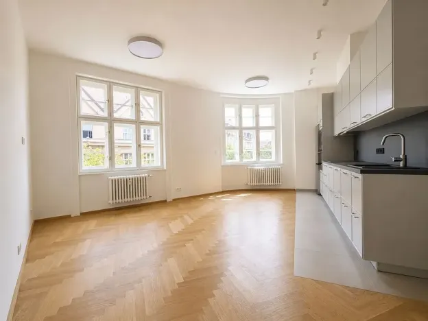 Pronájem bytu 3+kk, Praha - Bubeneč, Na hutích, 83 m2