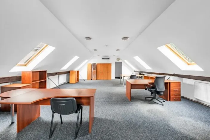 Pronájem skladu, Praha - Lochkov, Cementářská, 144 m2