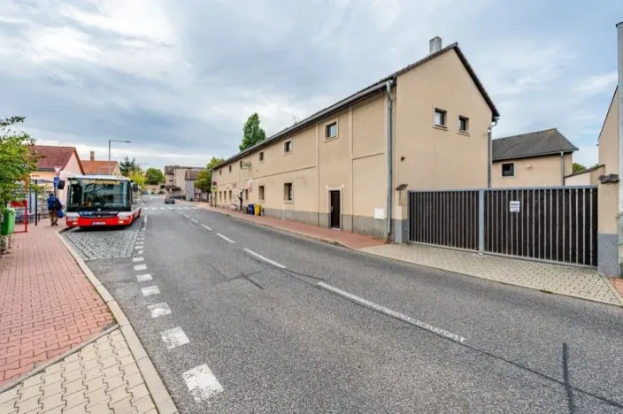 Pronájem skladu, Praha - Lochkov, Cementářská, 144 m2
