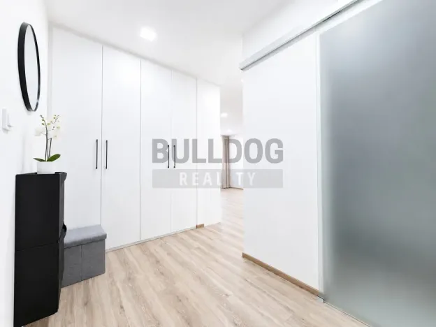 Prodej bytu 2+kk, Praha - Lhotka, Zálesí, 45 m2