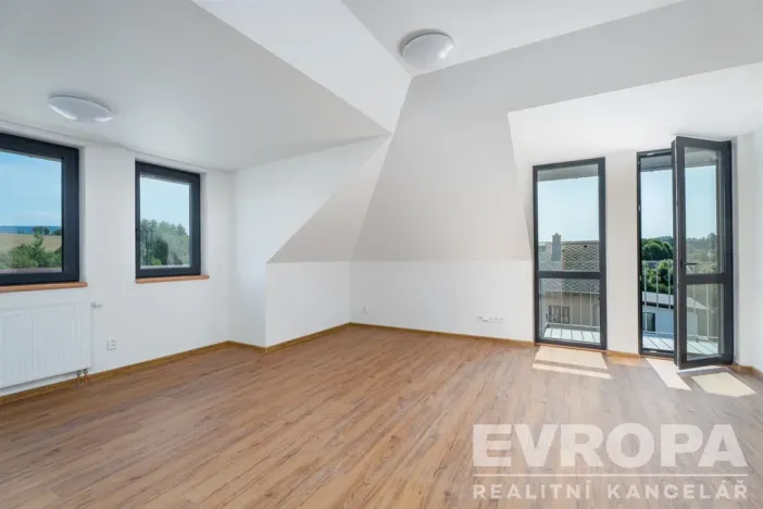 Pronájem bytu 2+kk, Dolní Branná, 52 m2