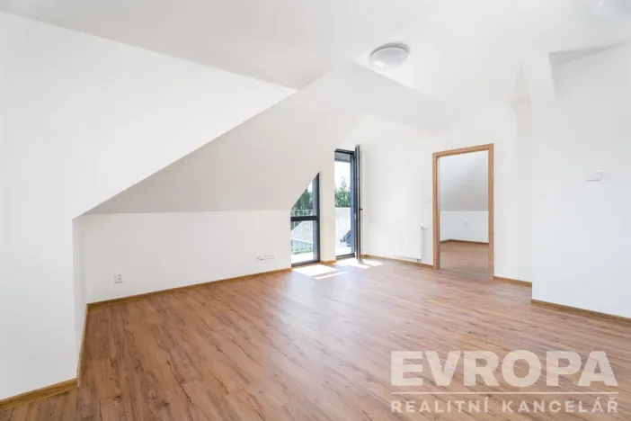Pronájem bytu 2+kk, Dolní Branná, 52 m2