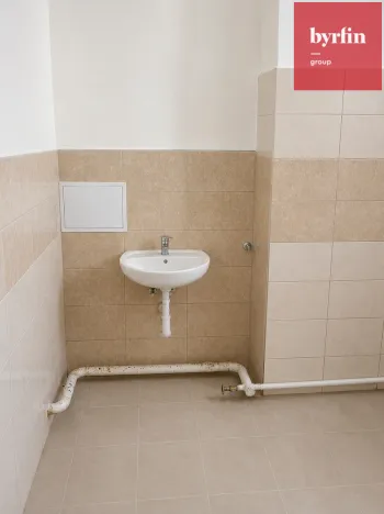 Pronájem bytu 2+1, Krnov, Stará, 35 m2