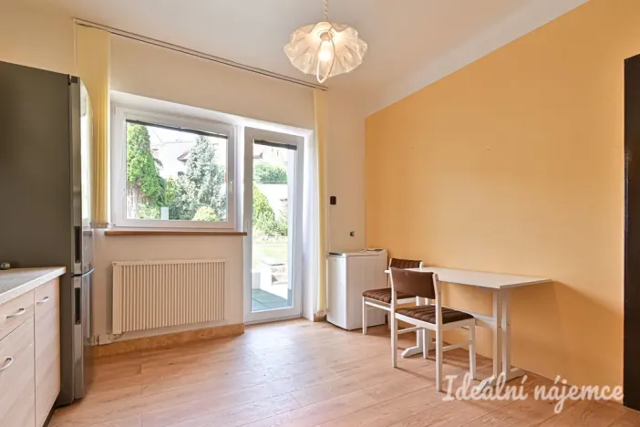 Pronájem bytu 3+1, Brno, Stromovka, 180 m2