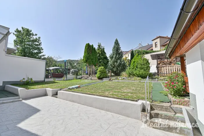 Pronájem bytu 3+1, Brno, Stromovka, 180 m2