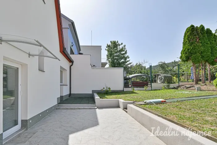 Pronájem bytu 3+1, Brno, Stromovka, 180 m2