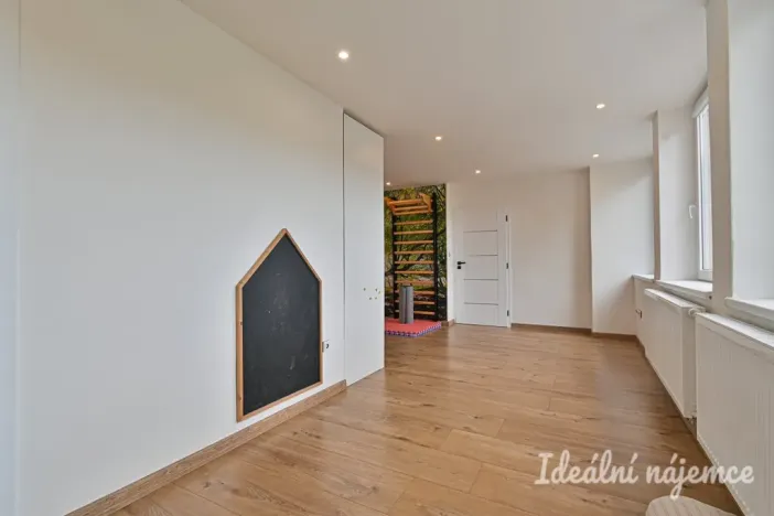 Pronájem bytu 5+kk, Havířov, Rodinná, 140 m2