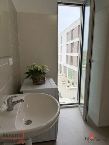 Pronájem bytu 1+kk, Plzeň - Újezd, Diamantová, 30 m2